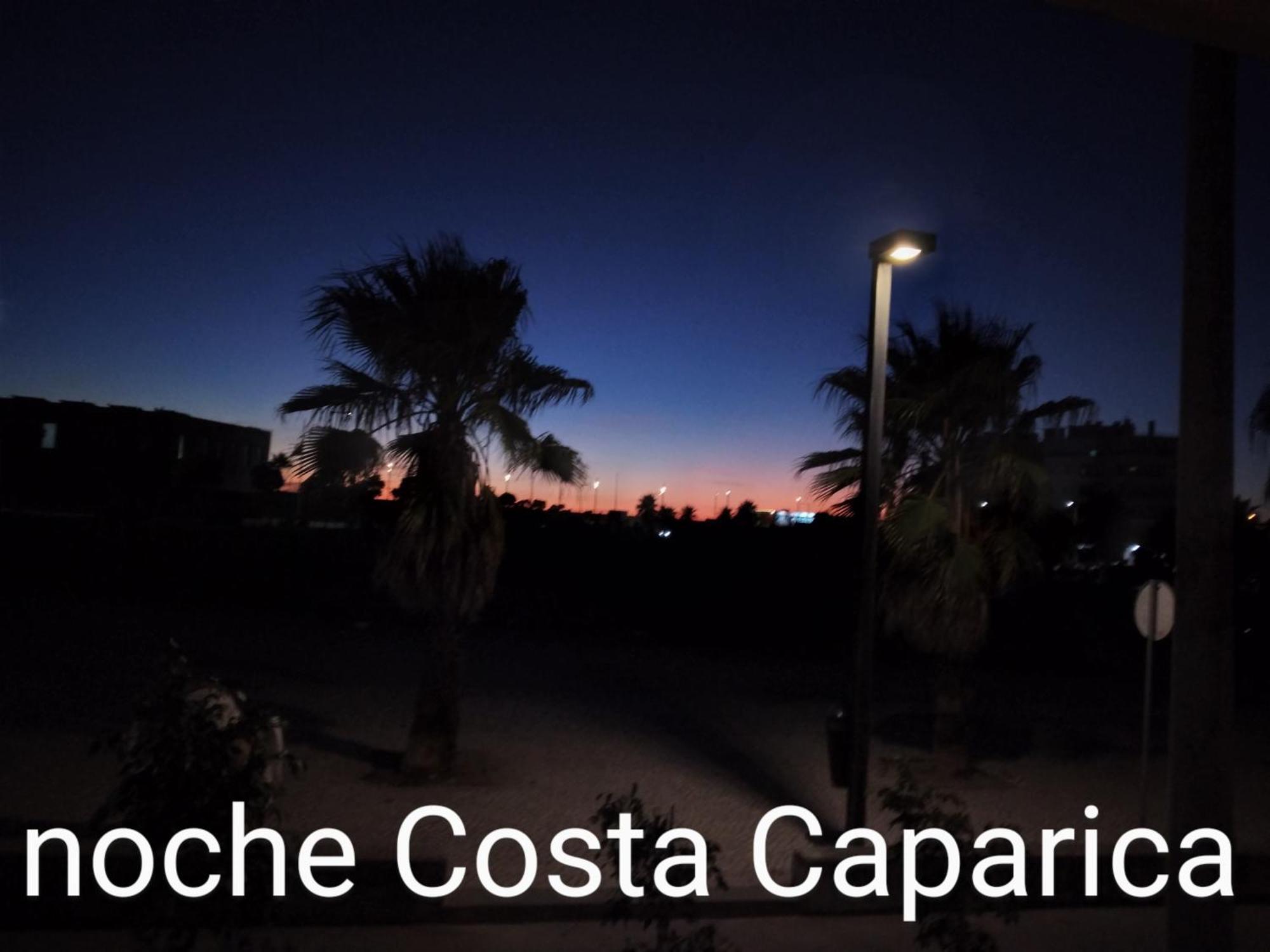 Apartamento Para Ferias 2 Minutos Da Praia Costa Da Caparica Bagian luar foto