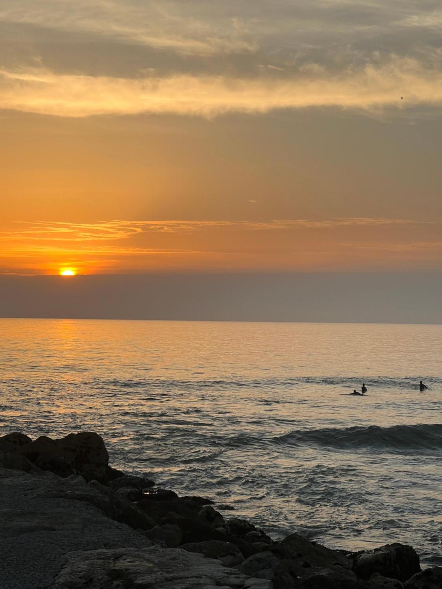 Apartamento Para Ferias 2 Minutos Da Praia Costa Da Caparica Bagian luar foto
